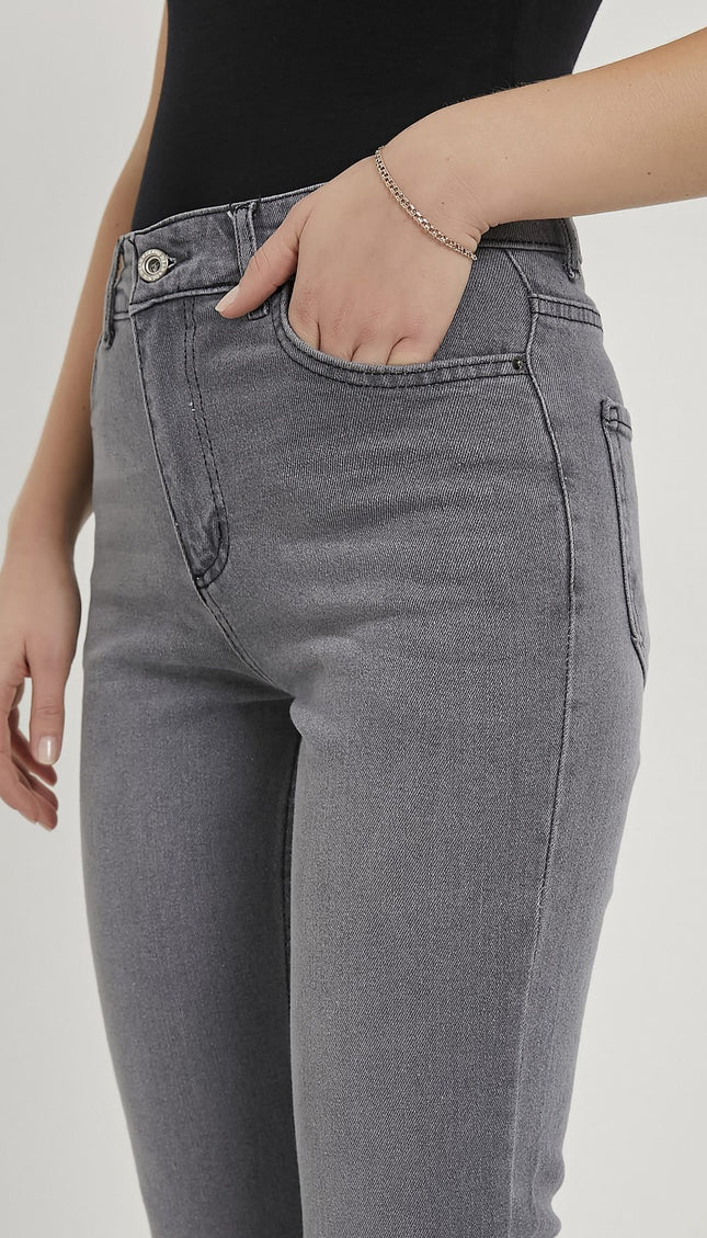 Flexible Damenhose mit verstellbarer Schnittlänge