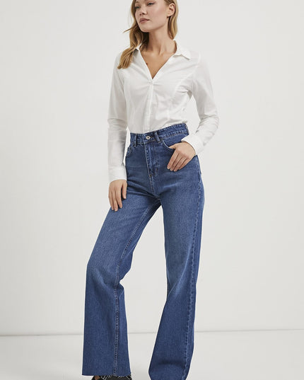 Straight-Fit Denim-Damenhose mit Cut-Leg-Design