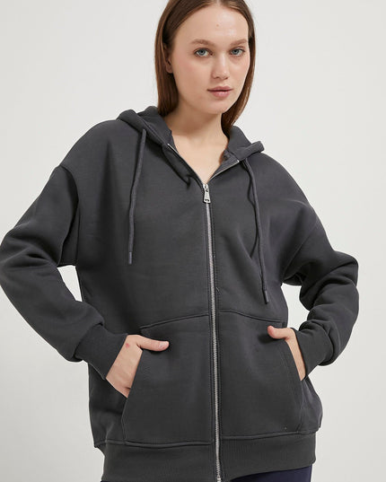 Übergrosser Damenpullover mit Kapuze, Reissverschluss und Riemchen