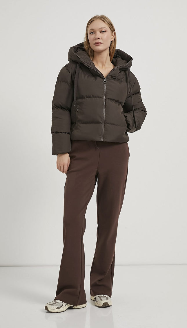 Damenjacke mit Kapuzenhut und Reissverschluss