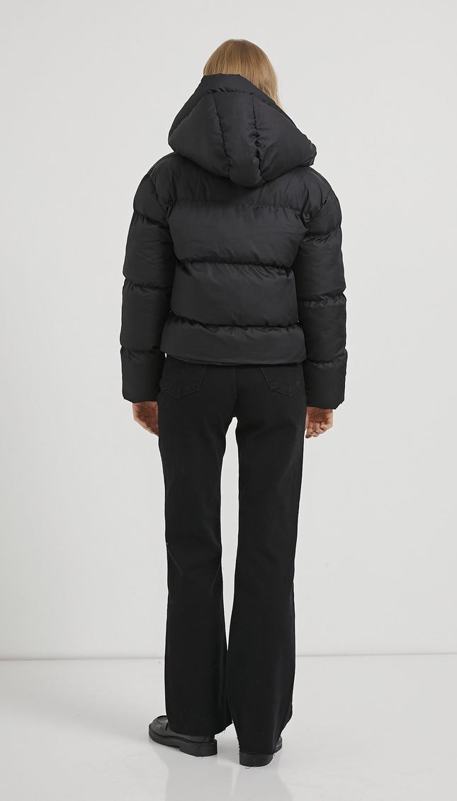 Damenjacke mit Kapuzenhut und Reissverschluss