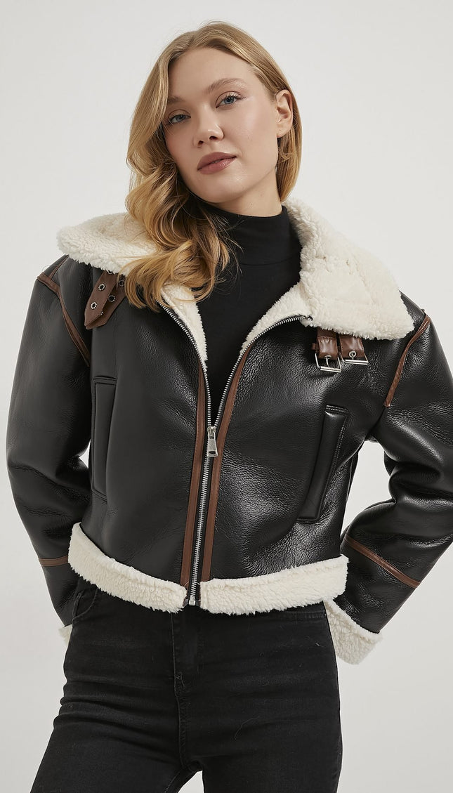 Kunstpelz-detailierter Biker-Frauenmantel