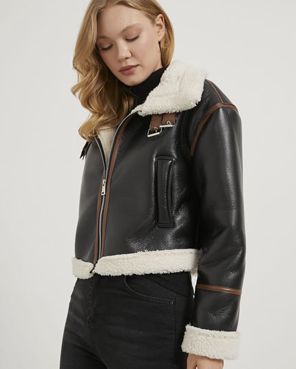 Kunstpelz-detailierter Biker-Frauenmantel