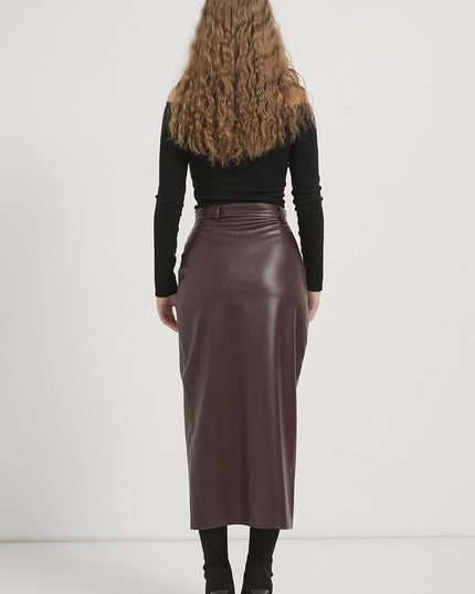 Kunstleder‑Damenrock mit Frontschlitz