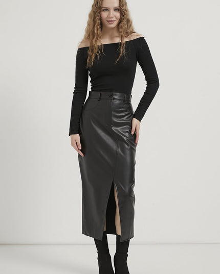 Jupe femme en similicuir avec fente sur le devant