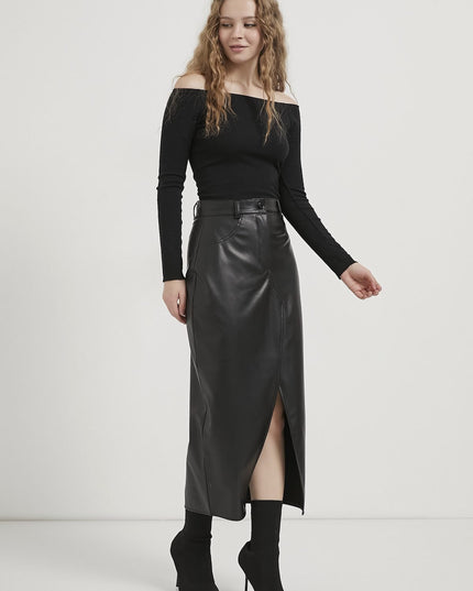 Jupe femme en similicuir avec fente sur le devant