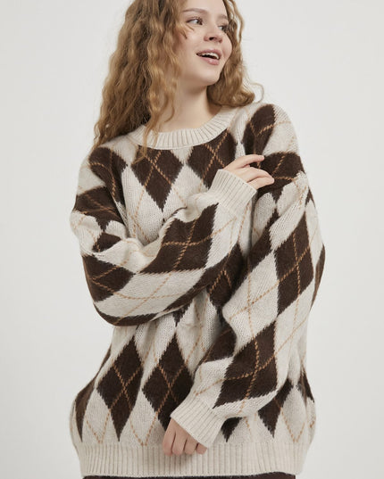 Damenpullover mit Diamantmuster bis Kragen braun/beige