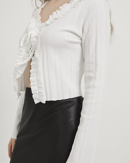 Damenbluse mit Schnürung und feinen Rüschendetails