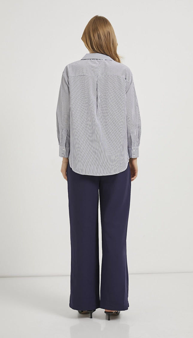 Damenhemd mit gestreiften Taschen