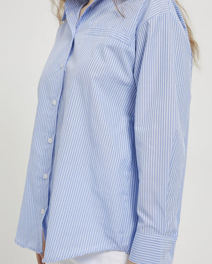 Damenhemd mit gestreiften Taschen