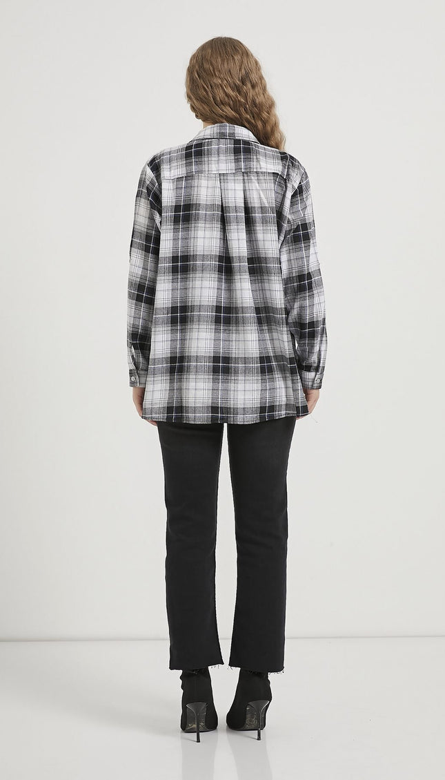 Oversize‑Damenhemd mit kariertem Detail