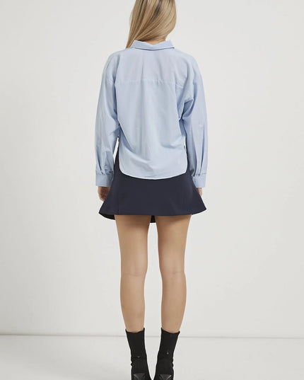 Damen-Crop-Shirt mit Accessoire-Details