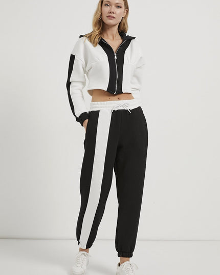 Damen-Jogginghose im eleganten Anzugstil schwarz/weiß