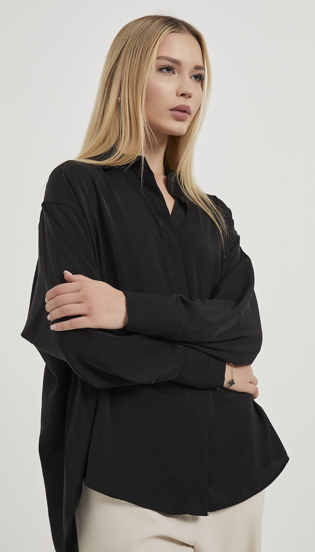 Fließendes, übergrosses Damenhemd