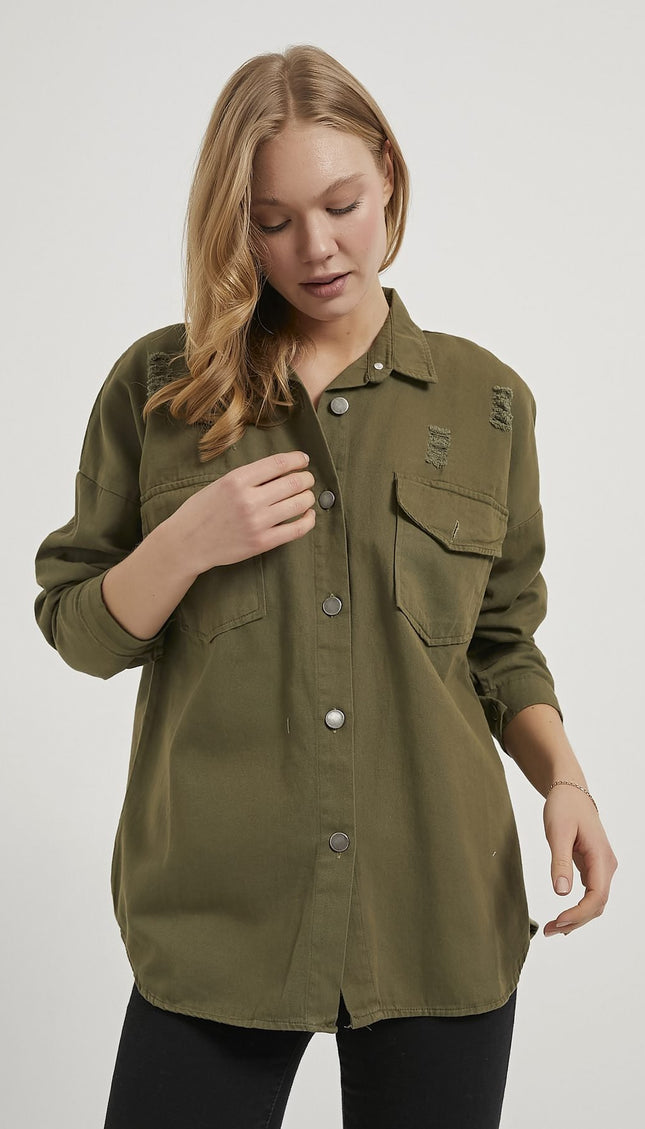 Damenhemd mit Klappentaschen und Metallknöpfen