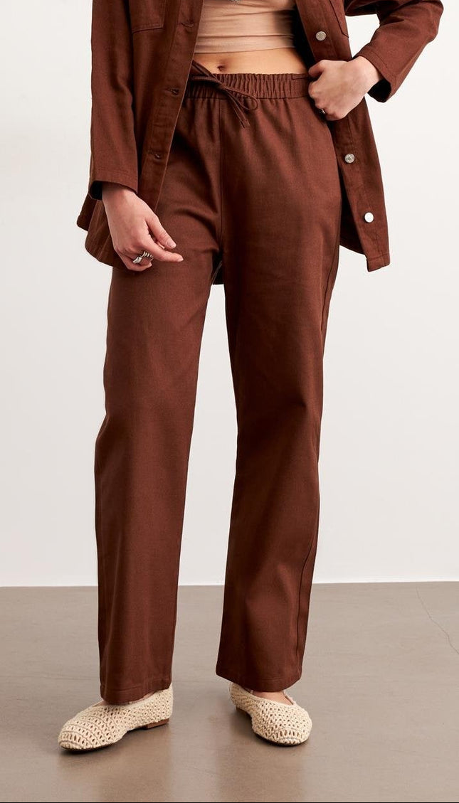 Gabardinenhosen mit elastischer Taille