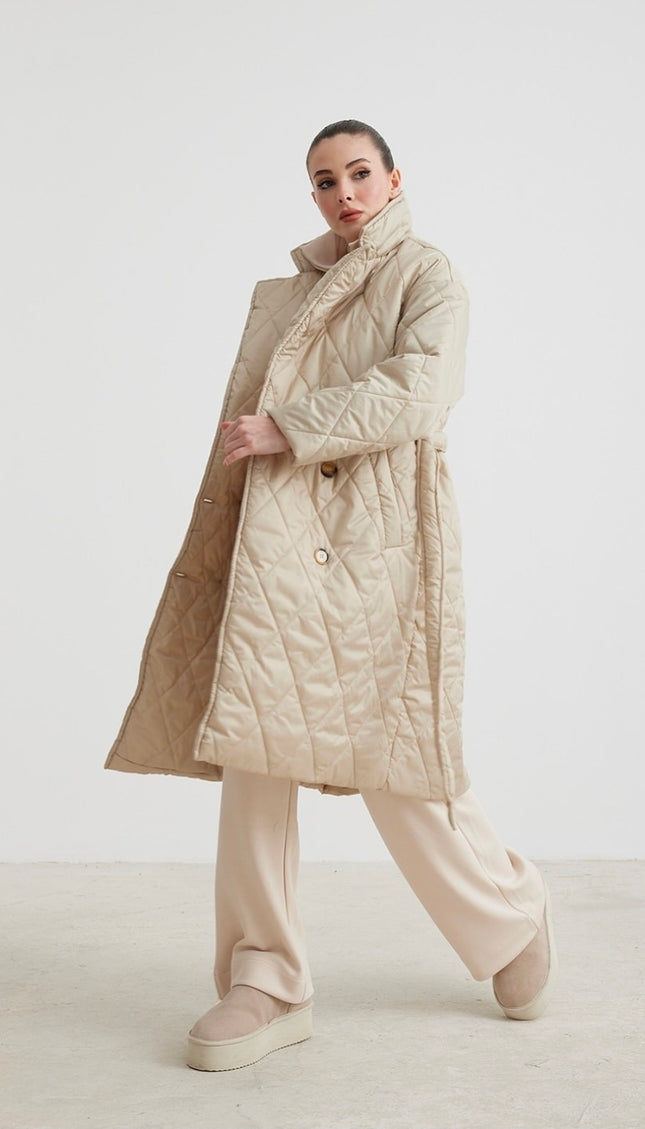 Steppmantel mit Gürtel