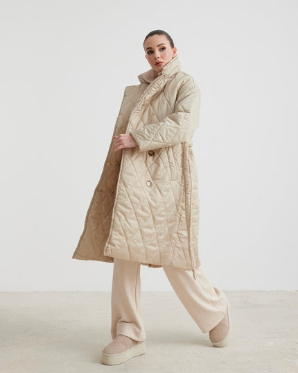 Steppmantel mit Gürtel