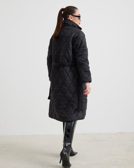 Steppmantel mit Gürtel